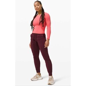 Lululemon Dance Studio Jogger Pants Women’s Size 6 Casual Burgundy